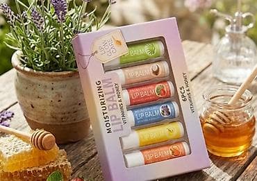 studio lady n: Set hidratantnih balzama za usne – 6 komada - Tema: Vitamins & — 1