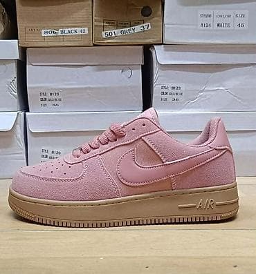 pinko patike zenske: Nike Force
 3700din
roze 36 do 41, 
ostale 36 do 46
PS✨ — 1