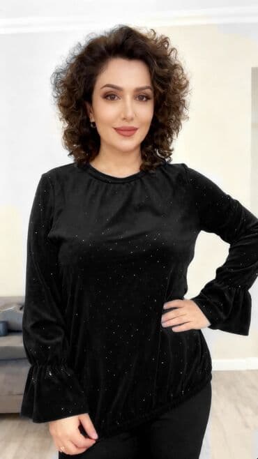 Bluze: Bluzica 
2200 din 
 XXXL