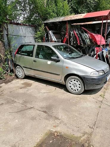 PUNTO 1 ZA DELOVE ZA FIAT PUNTO OD 1995. DO 1998. GOD. | Sve na lalafo.rs PUNTO 1 ZA DELOVE ZA FIAT PUNTO OD 1995. DO 1998. GOD. | Sve