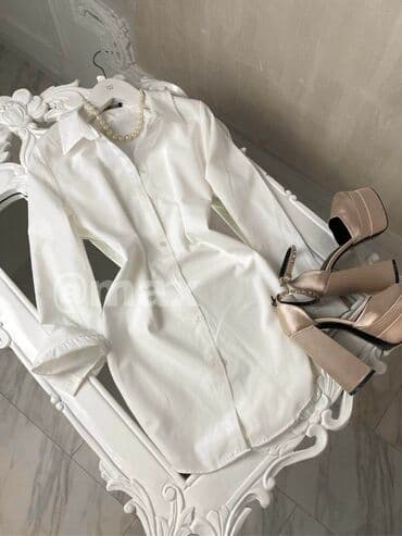 new yorker нови пазар: 𝑄𝑈𝐸𝐸𝑁 𝑆𝐻𝐼𝑅𝑇/𝐷𝑅𝐸𝑆𝑆 𝑉𝑒𝑙𝑖𝑐𝑖𝑛𝑒:𝑆 𝑀 𝐿 𝑋𝐿 𝑋𝑋𝐿 𝐵𝑜𝑗𝑒:𝐵𝑒𝑙𝑎 𝑖 𝐶𝑟𝑛𝑎 — 1