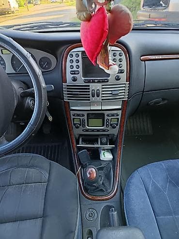 az auto batajnica: Lancia Lybra karavan 2000to – srebrna, 5 vrata - Motor: 1,9 jtd (na — 2