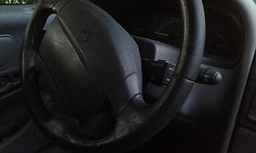 polovni kombi do 2000 evra kupujemprodajem: VOLAN ZA RENAULT LAGUNA OD 2000. DO 2003. GOD. | Volan + airbag — 3