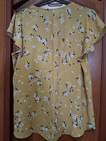 pull and bear majice: H&M ženska bluza - Model: lagana, lepršava bluza sa V-izrezom - — 3