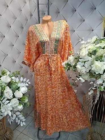 Boho duga haljina sa etno printom - Model: duga haljina lepršavog