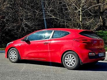 ratkapne 14 opel corsa c: Prodajem Kia Pro Ceed 1.4 benzin, 2016. godište. Prešao 175.000 km – — 2