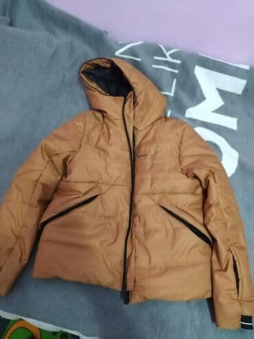 Zimske jakne – 2 modela.4000din 1+1gratis. Maslinadto zelena uz drugu