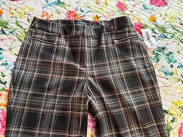 vrecaste farmerke: Potpuno nove karirane pantalone sa etiketom. Od gospodje sudije koja — 2
