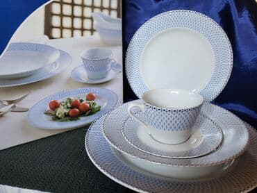 porcelanske solje za caj: Set nov petodelni porcelanski za jednu osobu. Petodelni — 1