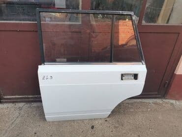 zadnji branik zastava 101: Vrata zadnja leva Lada 2104 Karavan(bela)ZL3. Skinuta sa rastavljenog — 1