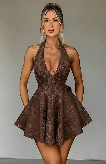 🔥Kratka haljina na vezivanje oko vrata (halter), A-kroja sa bogatom na lalafo.rs — 1 🔥Kratka haljina na vezivanje oko vrata (halter), A-kroja sa bogatom — 1