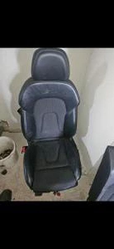 rosule ili rolsue: AUDI A4 B8 4 S LINE SEDISTA | audi vw delovi ALTINA ZEMUN 06******** — 3