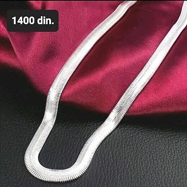 Srebrna elegantna ogrlica – ravna “herringbone” (zmijica) karika. -