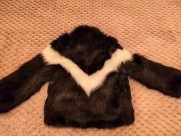 stradivarius sivi kaput: M (EU 38), With lining, Faux fur, color - Black — 3
