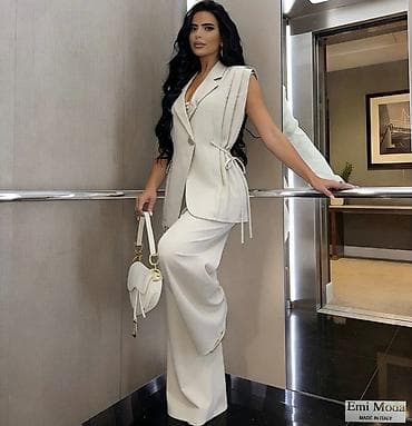 Ženska odeća: 04. Komplet 3.800 dinara A — 2