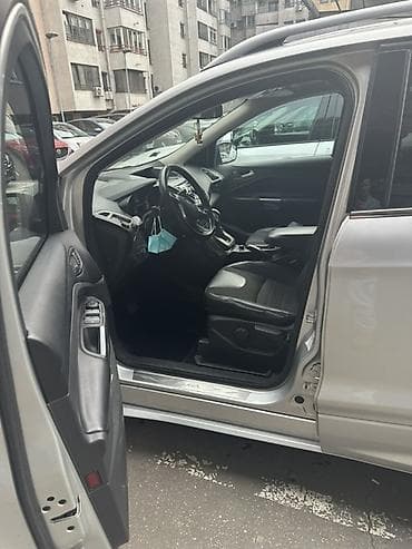 Ford – putničko vozilo (enterijer i oprema) - Upravljač sa komandama