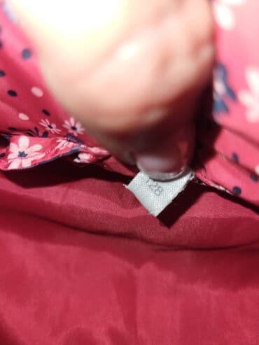 paket garderobe za devojcice: Dečja jakna sa kapuljačom – roze, sa cvetnim printom - Veličina: 4–5 — 3