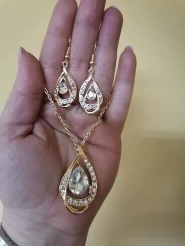 rajf za devojacko vece: Set: Crown, Earrings, Bracelet, Material: Pearl, Cubic zirconia, Stainless steel — 22