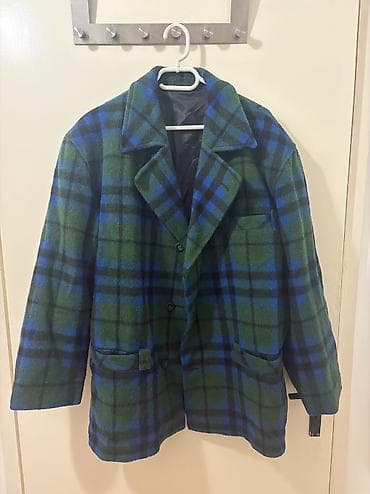 Muški kaput u zeleno-plavom kariranom dezenu
Kvalitetan materijal, ima na lalafo.rs Muški kaput u zeleno-plavom kariranom dezenu
Kvalitetan materijal, ima