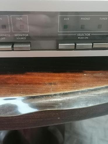 rerna na paru: ONKYO integrisano stereo pojačalo A-05 Opis: - Japansko integrisano — 7
