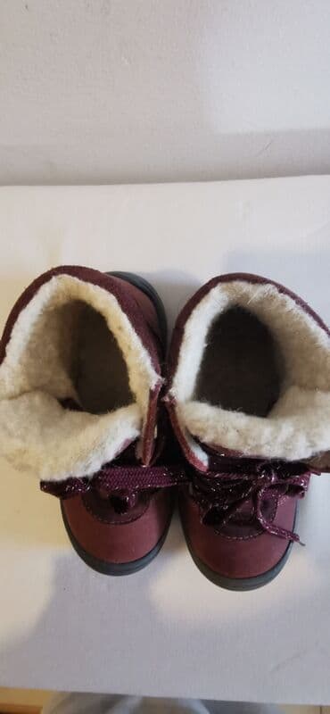 kabanica za lov: Dečje zimske čizme, bordo boje, jednom nošene, tople, nepromočive. - — 3