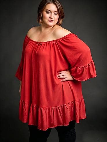 helanke za trudnice: 05. Tunika za punije
2XL 3XL 4XL 5XL
Cena : 2.400 dinara H — 2