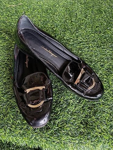 ecco obuća – слике: SALVATORE FERRAGAMO Original Mokasine - Lakovana Koža Opis: Na prodaju — 1
