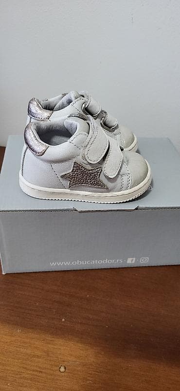 djak replay patike: Dečije patike Obuća Todor – model sa zvezdom br 18. - Veličina: 18 — 1