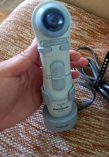 drzac za mobilni u kolima: Cistac pora.Ispravan.Marka Panasonic Dolazi sa upistvom i original — 1