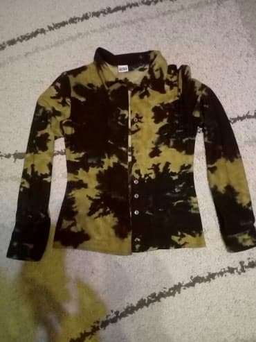 Kosulja savrsena,lagana,prijatna.viskoza. odgovara vel.s nije