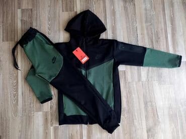 new yorker ужице – слике: Nike, Komplet: Pantalone, Duks — 10