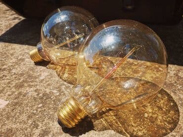 dormeo 2 u 1 prekrivač: Chandelier, Used — 3