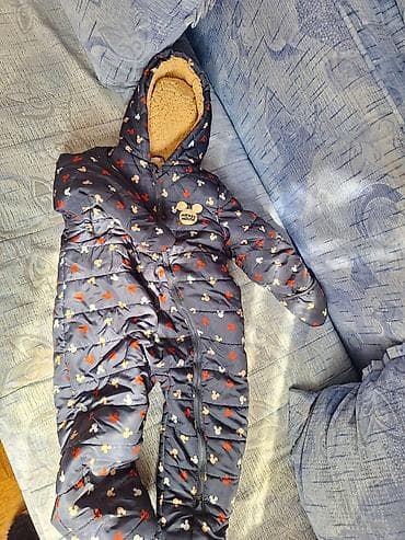 Zimski kombinezoni za bebe sa kapuljačom – 2 modela vel 98 1)