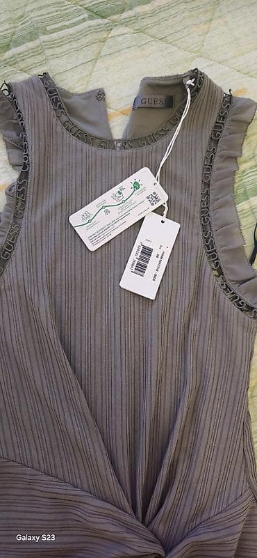 Women's Sweatshirts: GUESS haljina bez rukava – EcoVero - Brend: GUESS (etikete prisutne) — 4