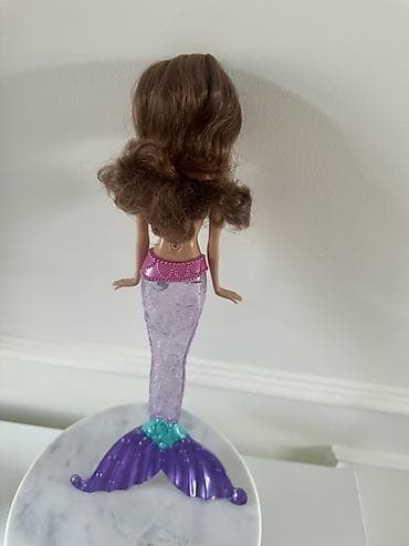 dior kolica za bebe: Barbie Sirena – sa svetlecim repom Funkcije rade, kosa i barbi su — 3