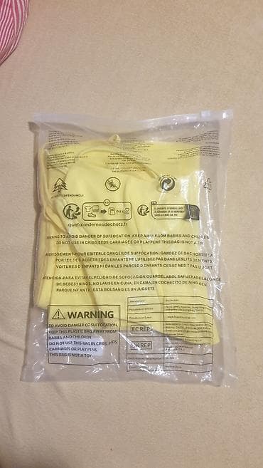 nike tech donji deo: Potpuno nov komplet prelepog materinala xs ali ide do s/m velicine — 2