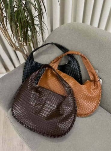 Donji delovi trenerke: 💥Pletene ženske torbe – hobo model - Materijal: veštačka koža sa — 1