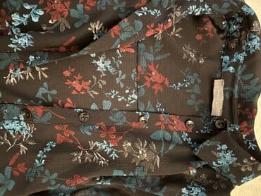 Haljina kosulja c&a velicina je na slikama. Ne slikam se u