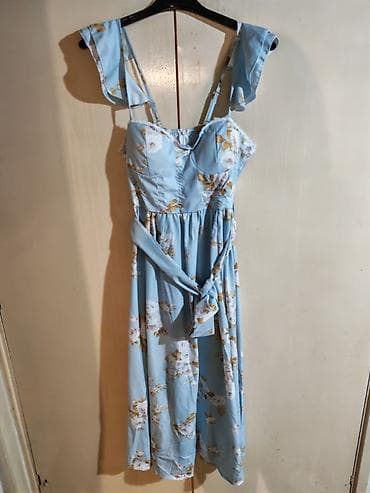 boho haljine bih: Lagana letnja haljina na bretele - Boja: svetloplava sa cvetnim — 1