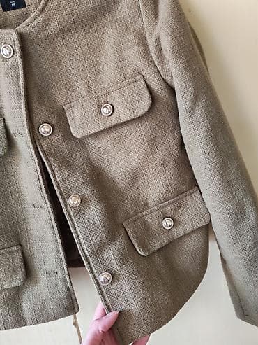 Kape i aksesoari: Ženski kratki blejzer/jaknica u stilu tweed bouclé, brenda — 2