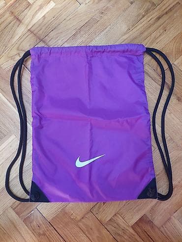nike rančevi: Vreća za sportsku opremu Nike u odličnom stanju — 1