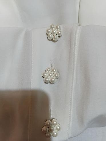 Ureznice: Ženska bluza Dorette – veličina 42 (označeno i kao 10) - Boja: bela - — 3