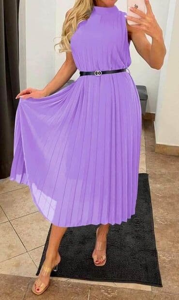 prelepe haljine: Prelepa haljina 
Do xxl
2400din — 6