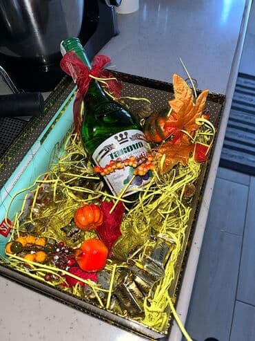 Ostali proizvodi za kuću: Elegantni poklon-aranžmani i premium gift korpe - Ručno aranžirane — 9