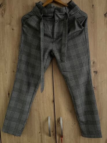 Pantalone, Farmerke, Šortsevi: Pantalone — 1