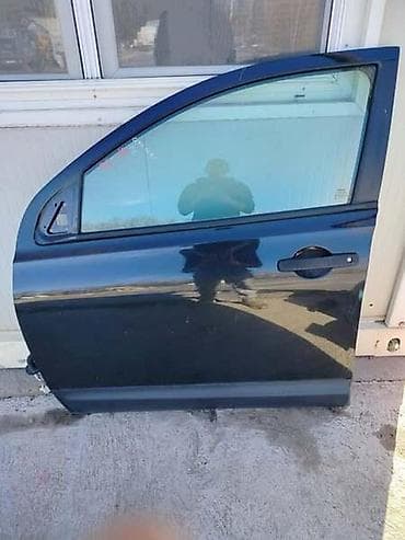 Karoserija: PREDNJA LEVA VRATA 06-13 CRNA ZA NISSAN QASHQAI OD 2003. DO 2013. GOD — 1