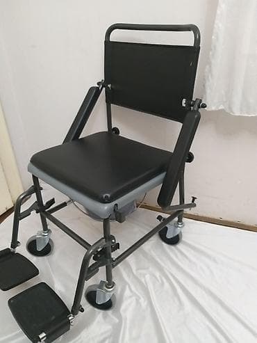 mali psi na poklon nis: Invalidska kolica — 9