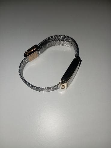 beograd satovi: Skagen ženski ručni sat – minimalistički pravougaoni model - Brend — 5