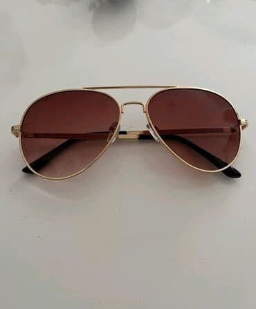 Kaiševi: Sunčane naočare - Sportski model: pravougaone polu-rimleš (ravan — 4