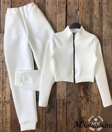 lacoste trenerke komplet: Ponovo dostupne👌
Komplet trenerka
2400 dinara — 7